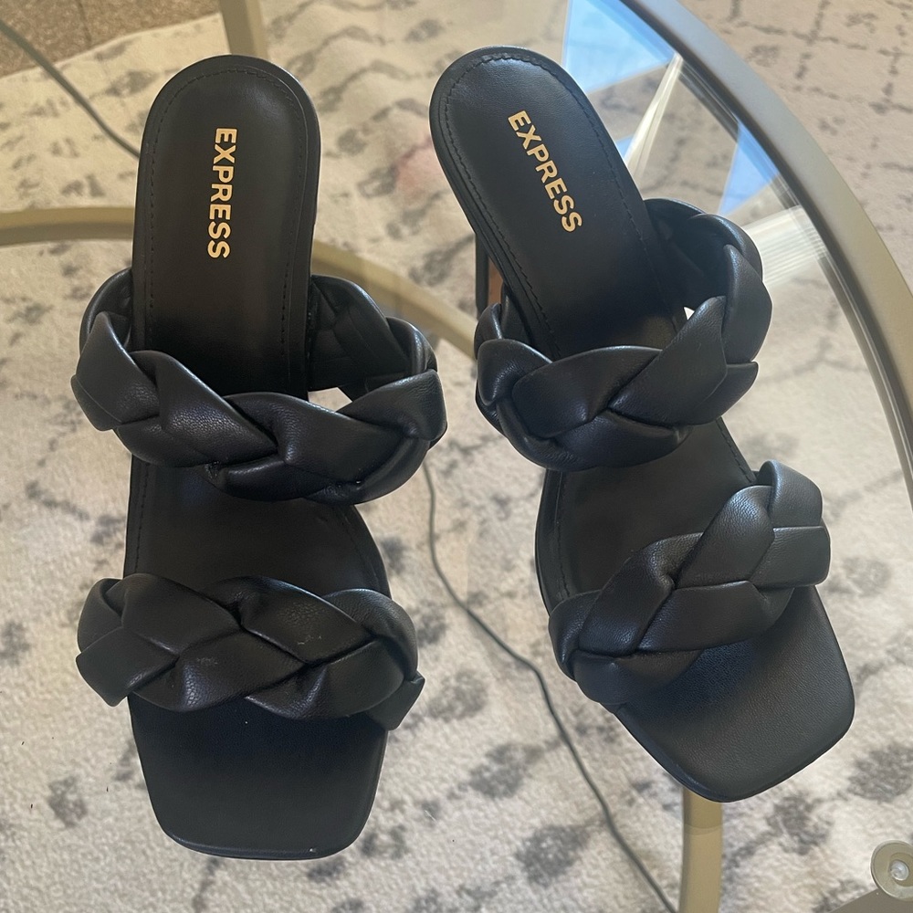 Express braided strappy sandal high heels - Black size 6 NEW
